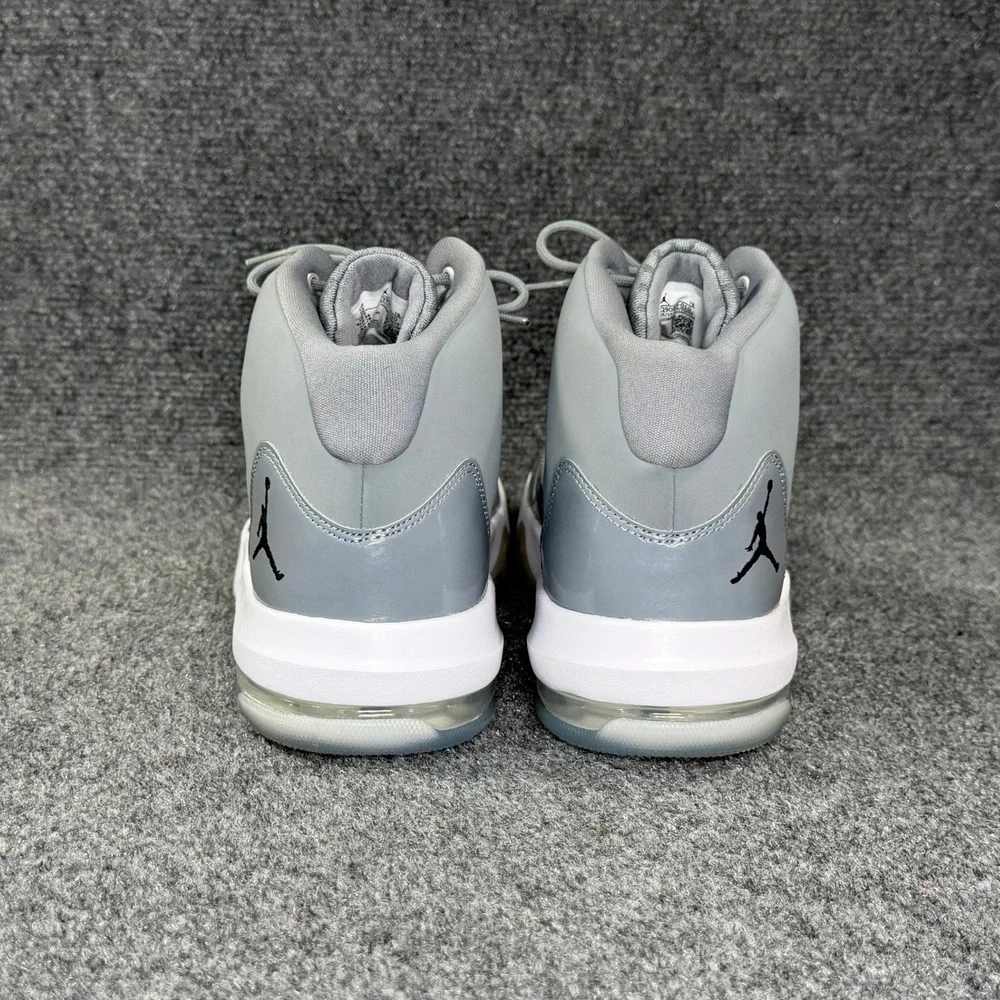 Jordan max aura